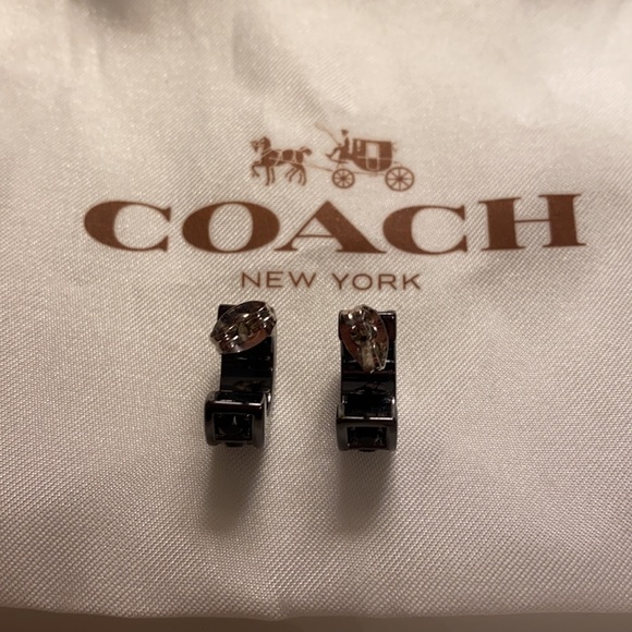 COACH earrings - Picture 3 of 8